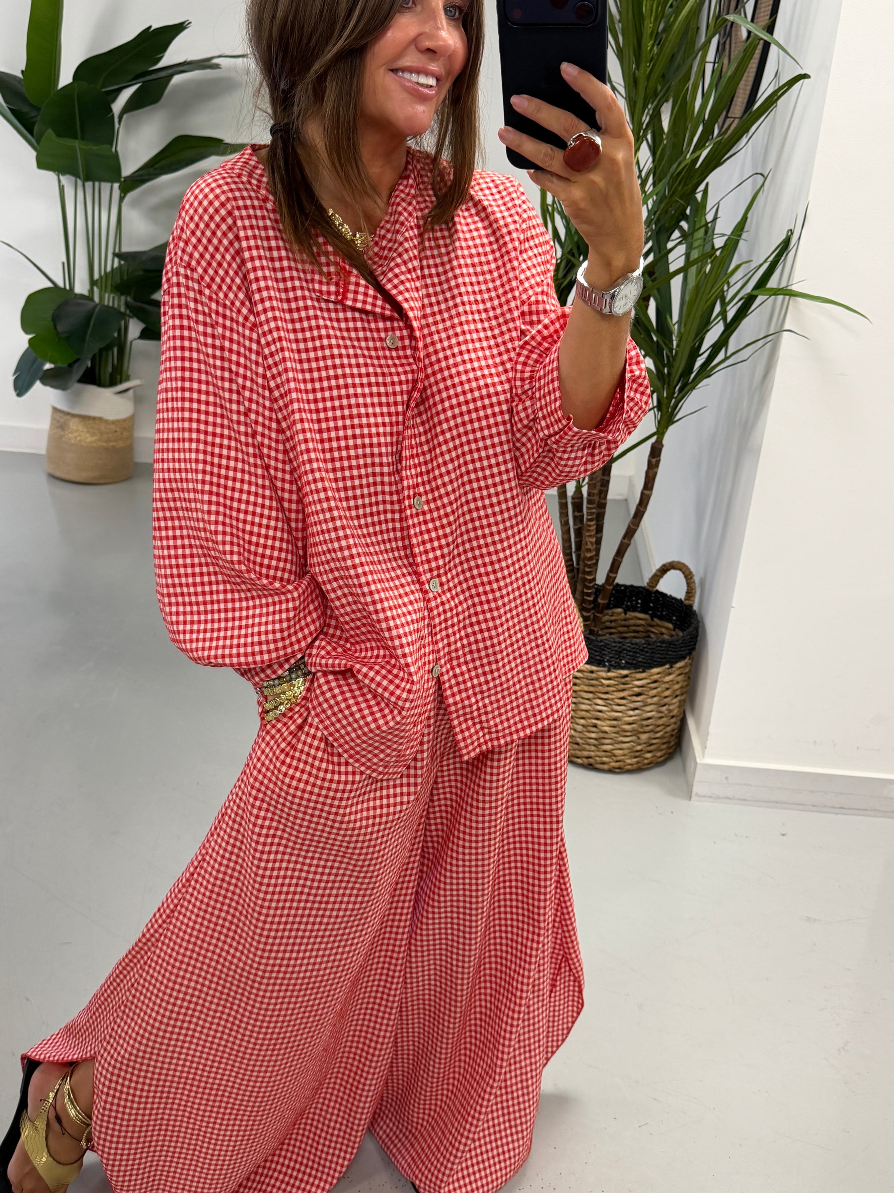 The Gingham Button Shirt - Red