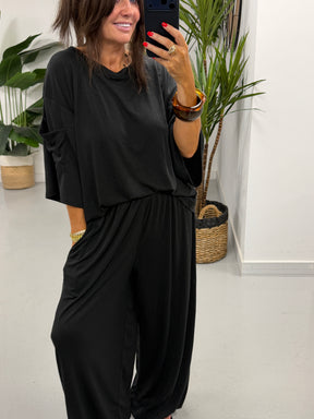 The UTB Weekend Slouch Co-Ord - Black (Size 2)
