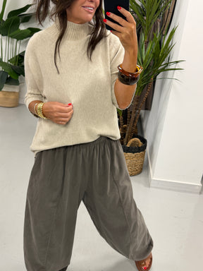 The Barrel Needlecord Joggers - Mocha
