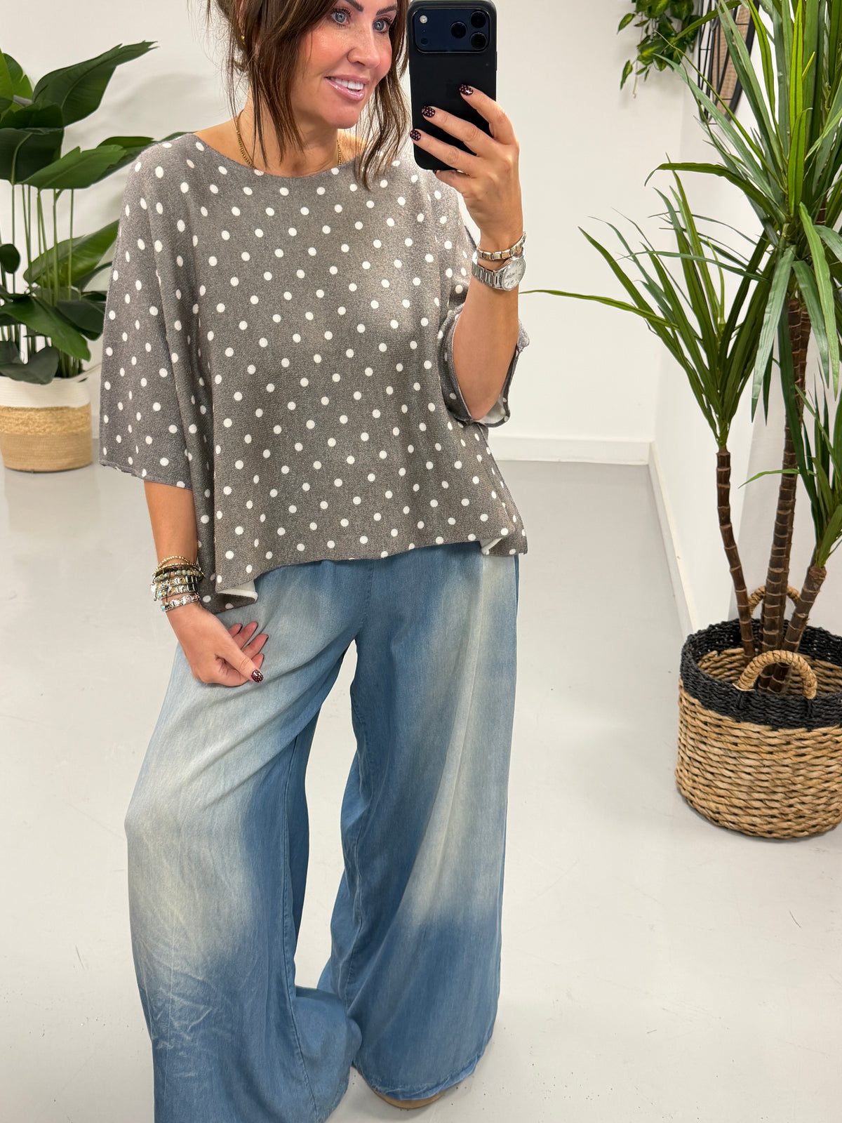 Spot the Gracie - Charcoal