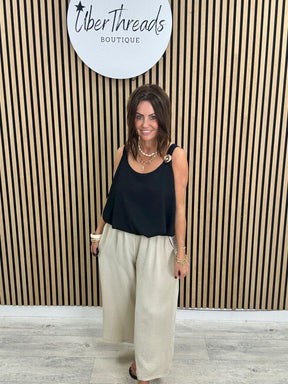 The San Marino Swirl Top - Black
