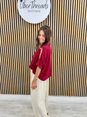 The Soft Knit Calle Cold Shoulder - Mulberry