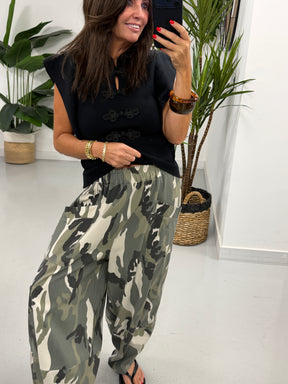 The Camo Tulip Leg Stretch Joggers