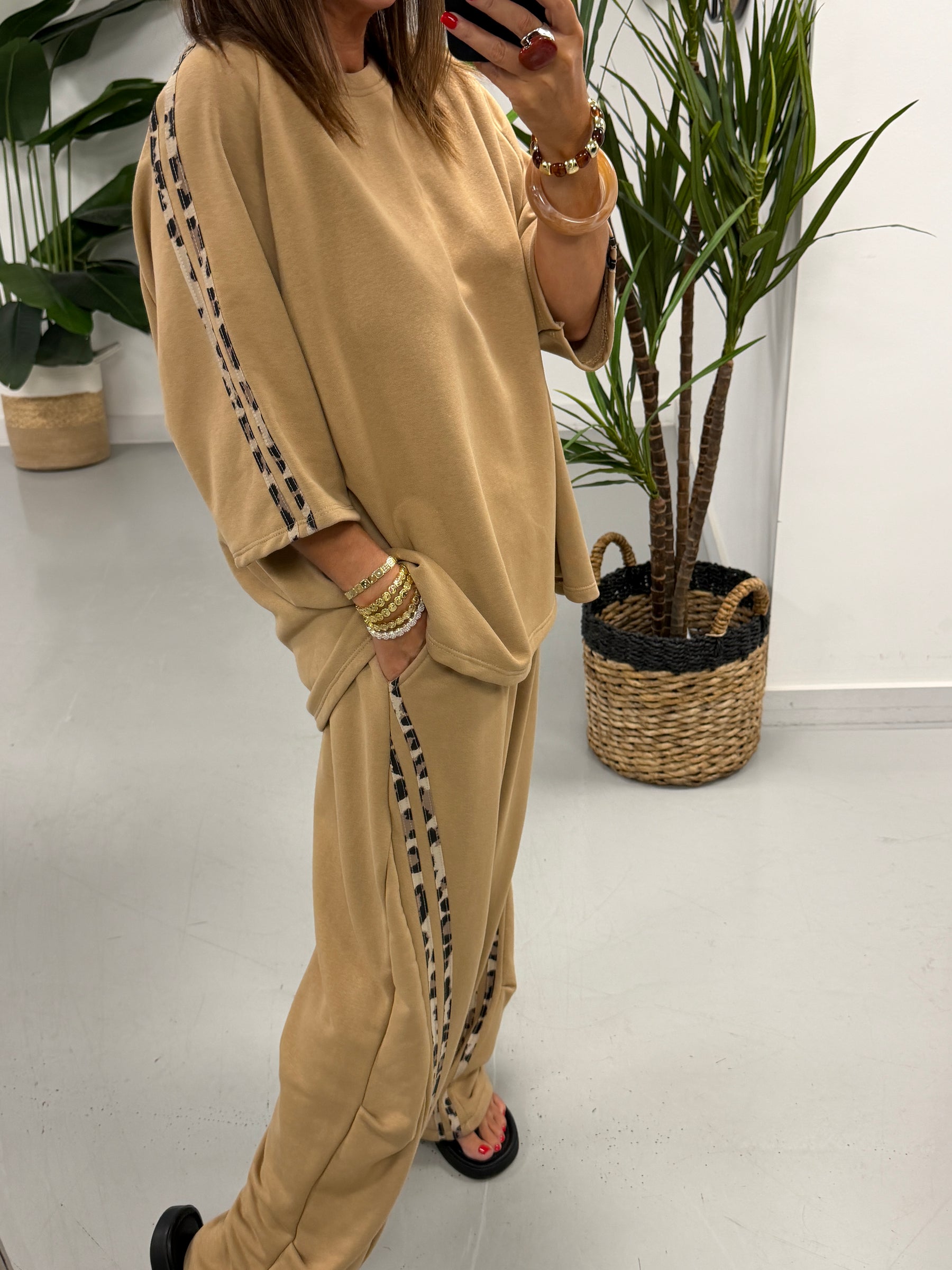 The Delux Jersey Leopard Print Trim Tracksuit - Camel
