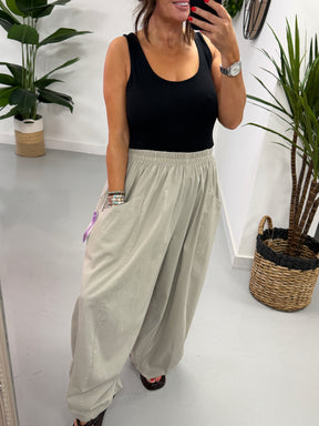 The Retreat Balloon Trousers - Stone