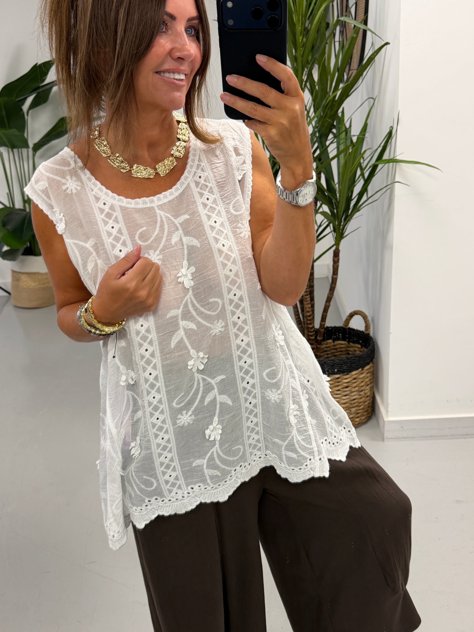 Florence Broderie Top - White