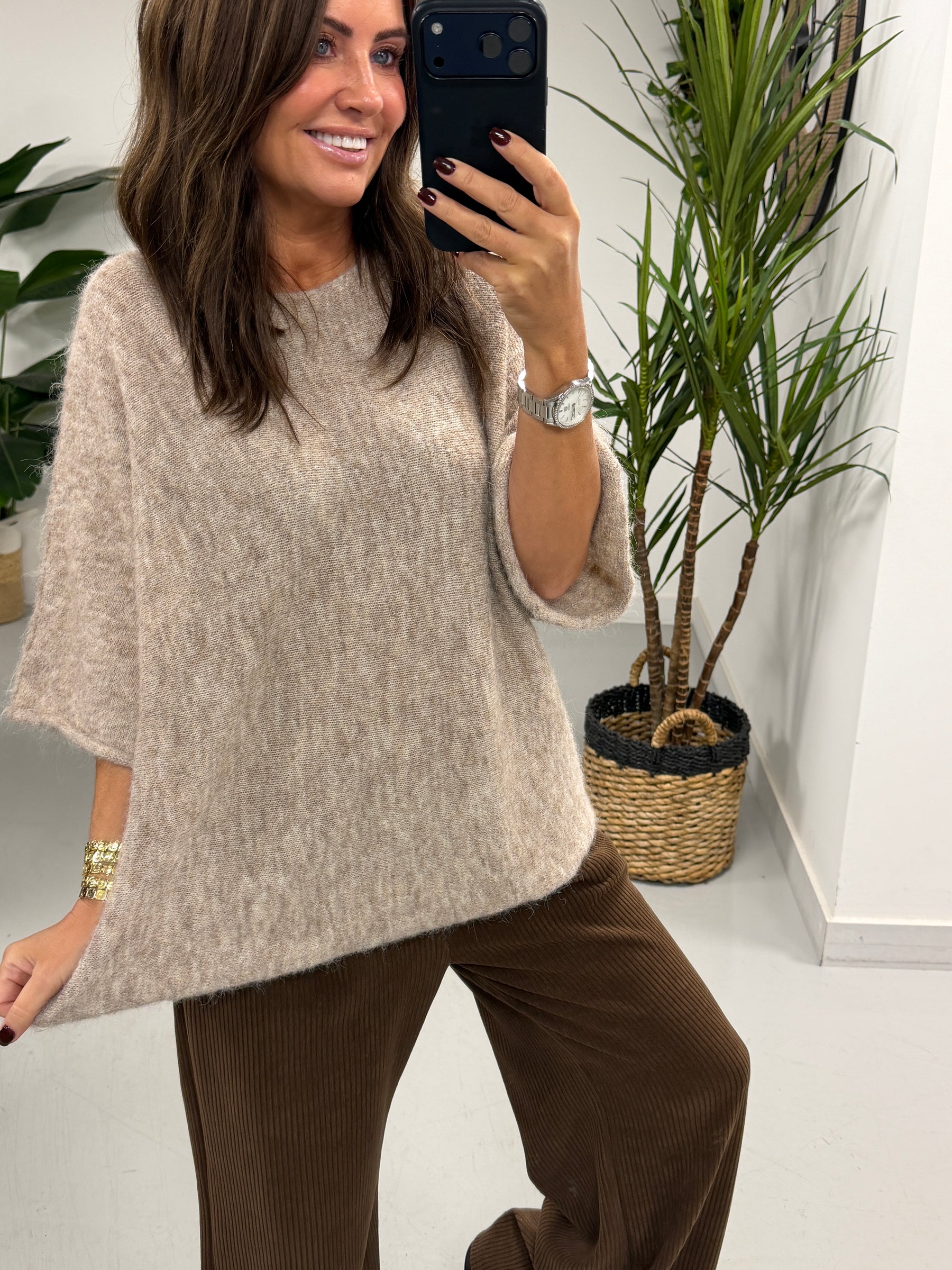 Sofia Soft Knit Crop Sleeve Knit Jumper - Oatmeal (Size 10-16)