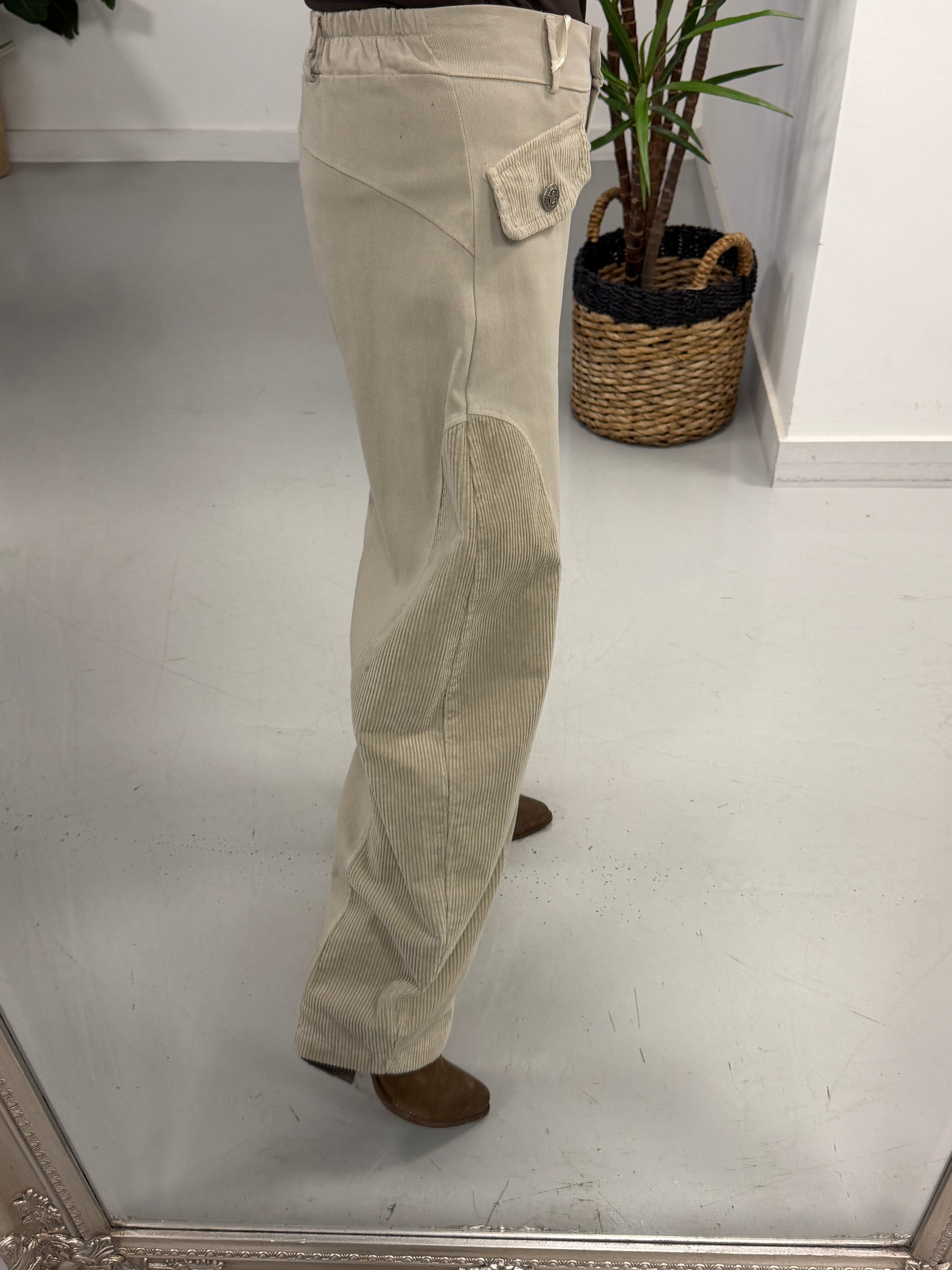 The Hampstead Hybrid Barrel Trousers - Cream (Size 12-16)