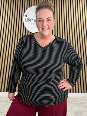 The Stripe Soft Knit (plus) - Black