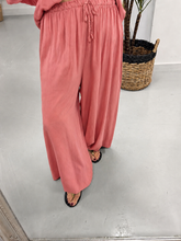 The LuLu Balloon Leg - Raspberry