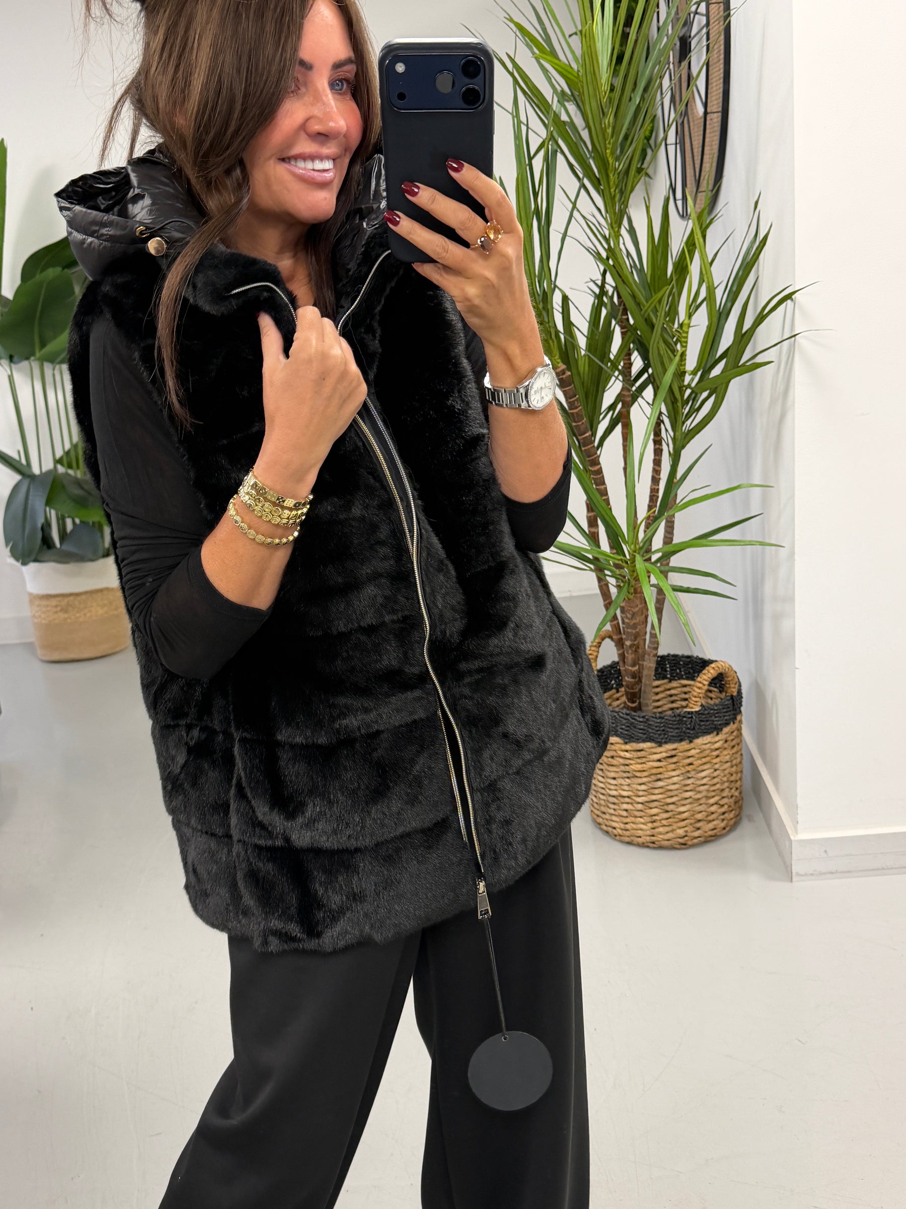 Fly Faux Fur Hooded Giilet  - Black