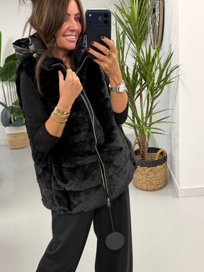 Fly Faux Fur Hooded Giilet  - Black