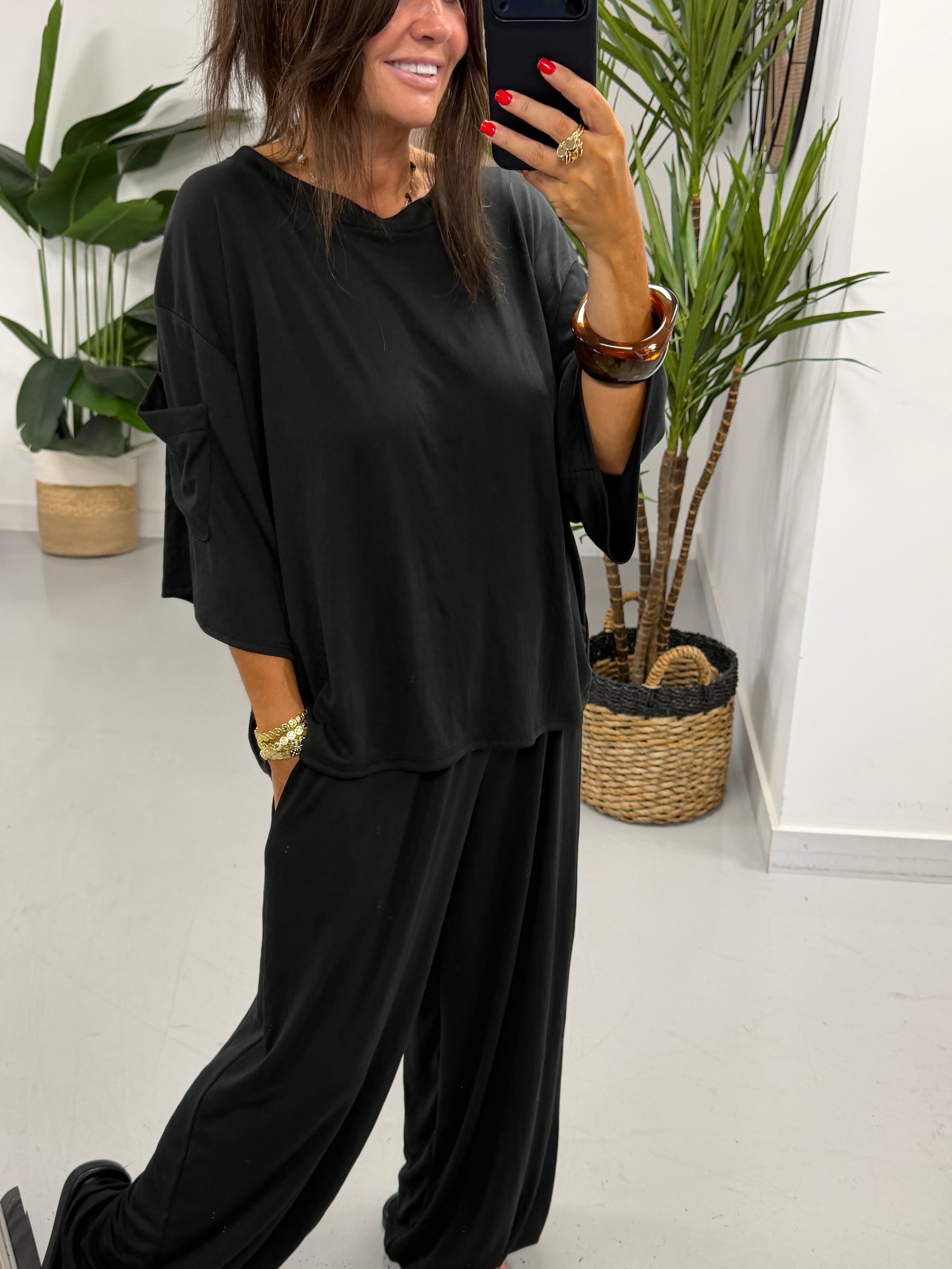 The UTB Weekend Slouch Co-Ord - Black (Size 2)