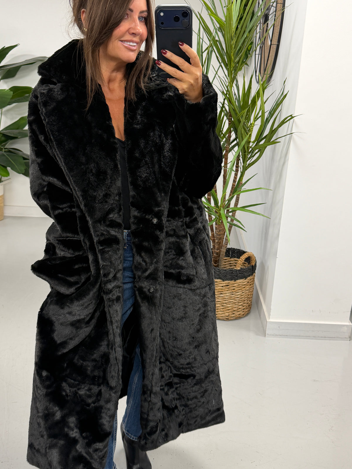 The Safron Longline Faux Fur Coat - Black (Size 16-20)