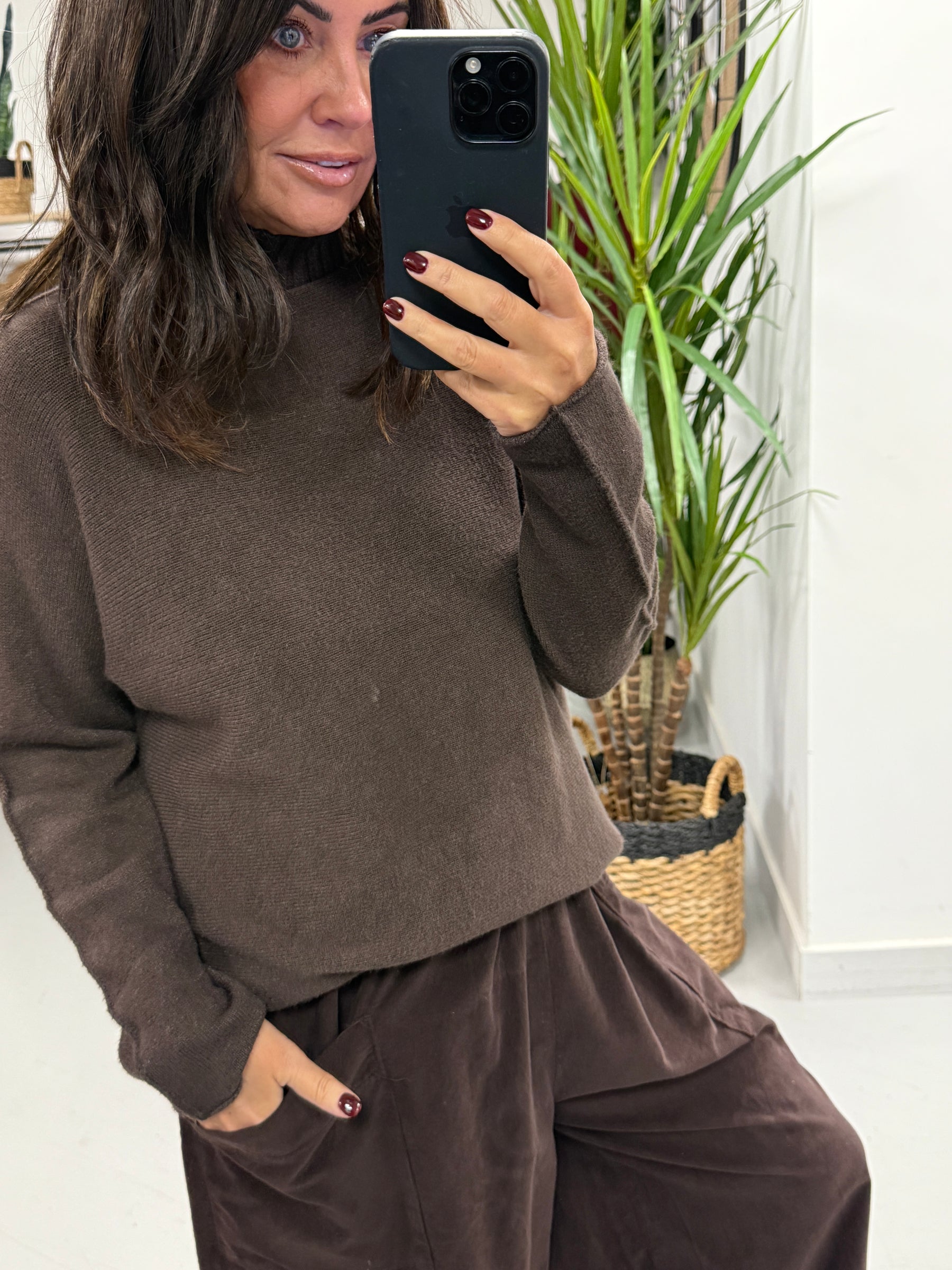 Asher Soft Knit - Chocolate