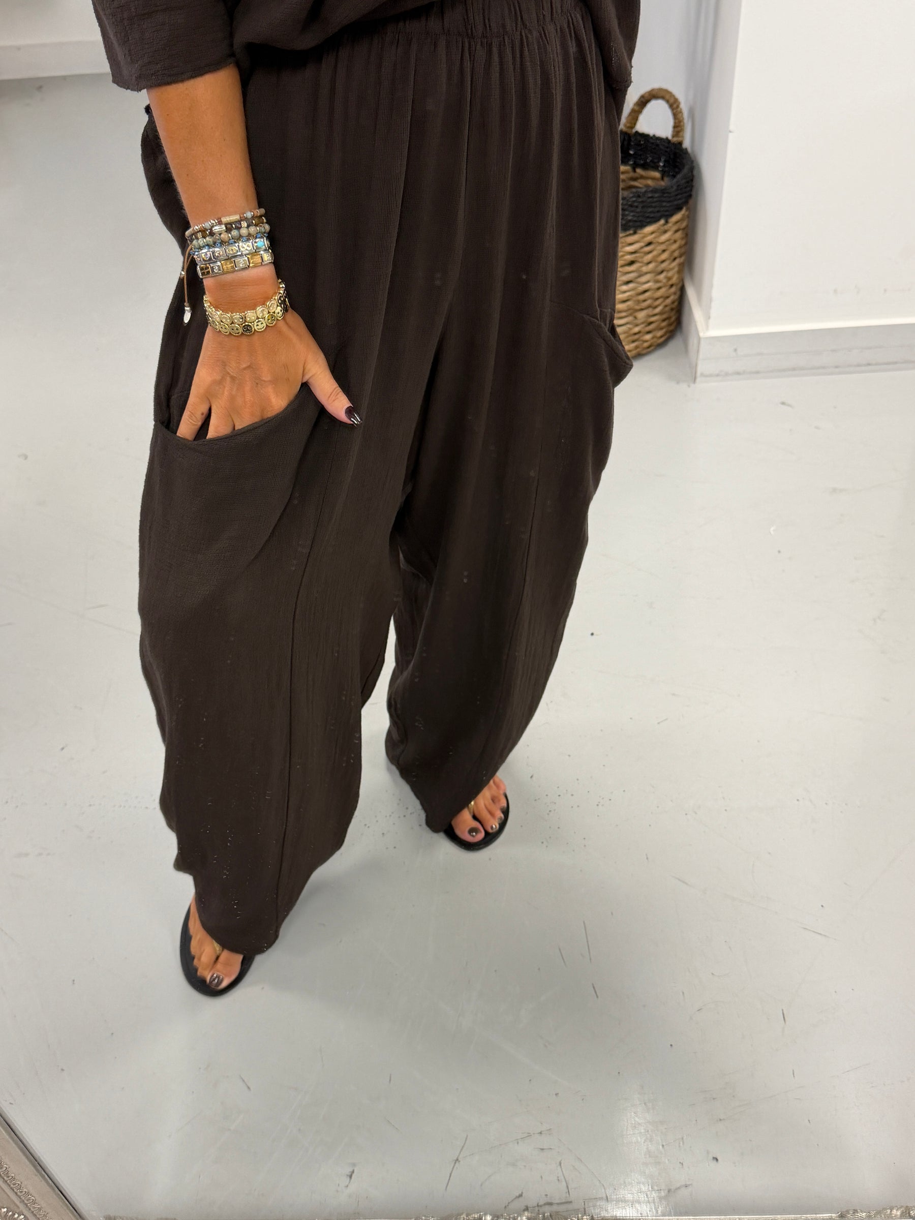 Sahara Barrel Pants - Chocolate
