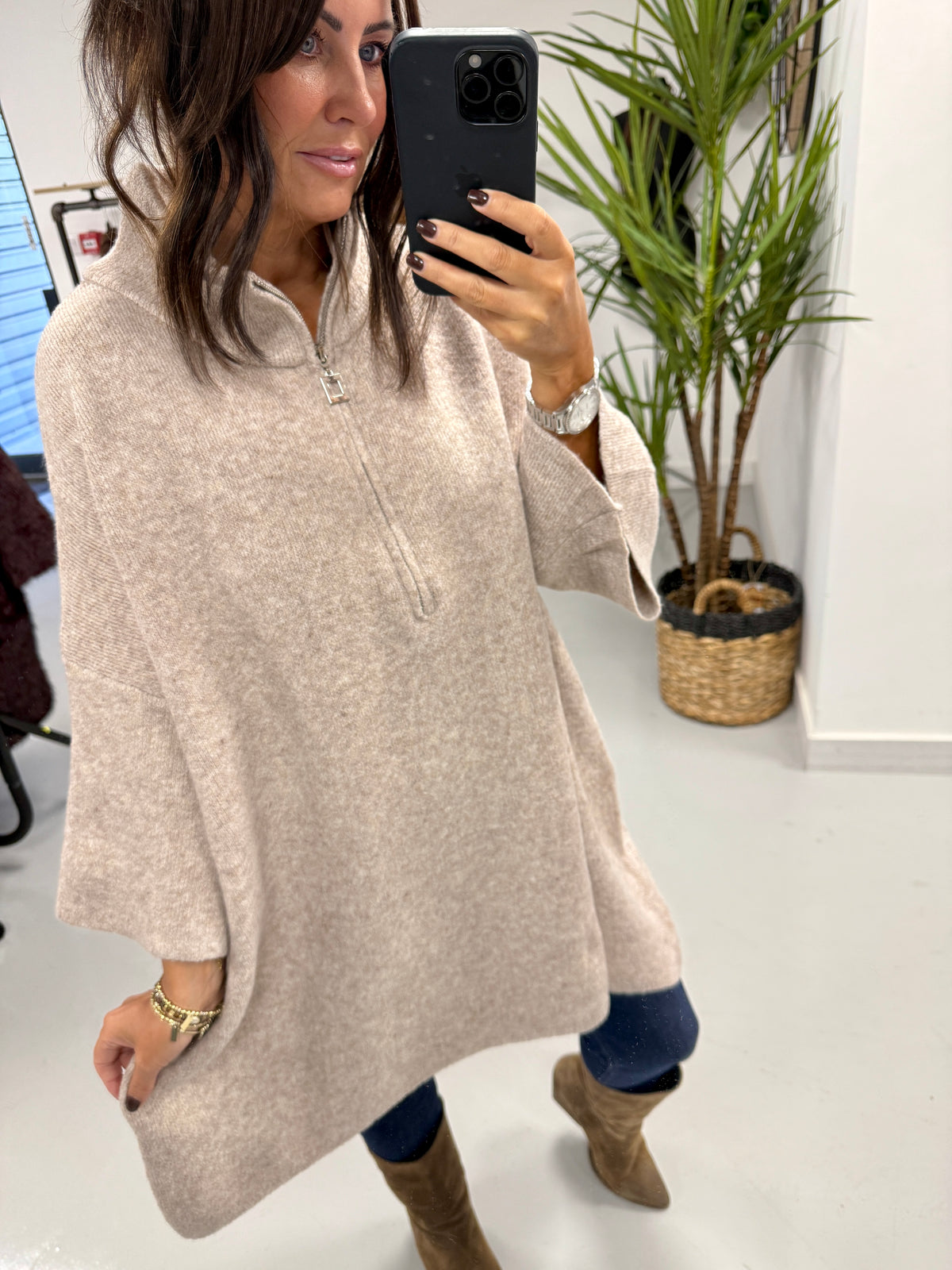 The Enzo Zip Soft Knit - Oatmeal