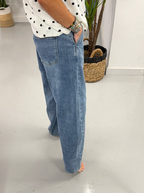 Elasticated Waist Balloon Leg Jeans - Blue