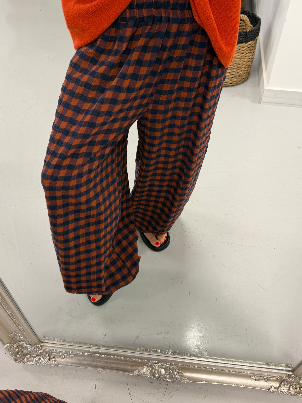 The Autumn Check Balloon Trousers - Rust/Navy