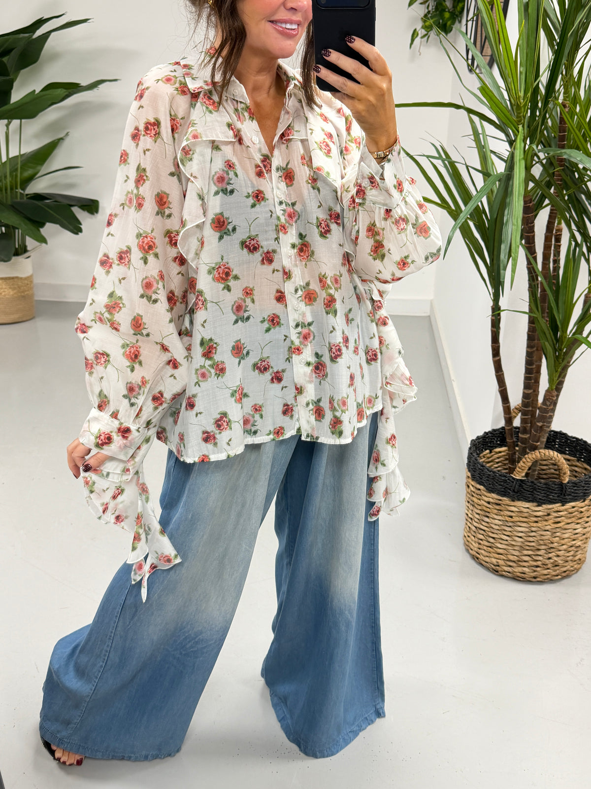 Zeta Otto Floral Frill Blouse - White