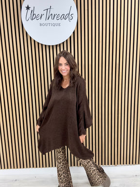 The Oversized Dipped Hem Knit - Chocolate
