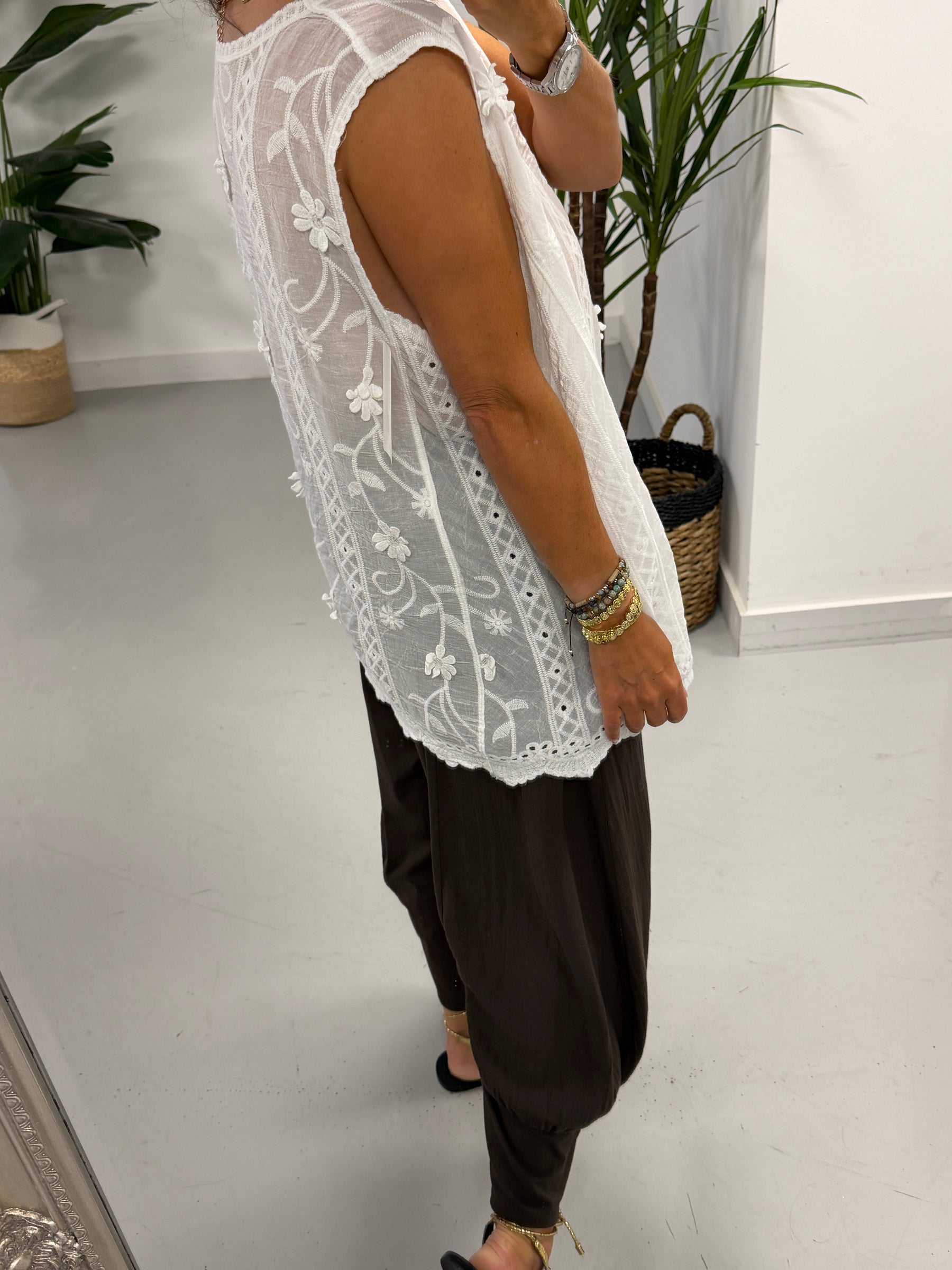 Florence Broderie Top - White