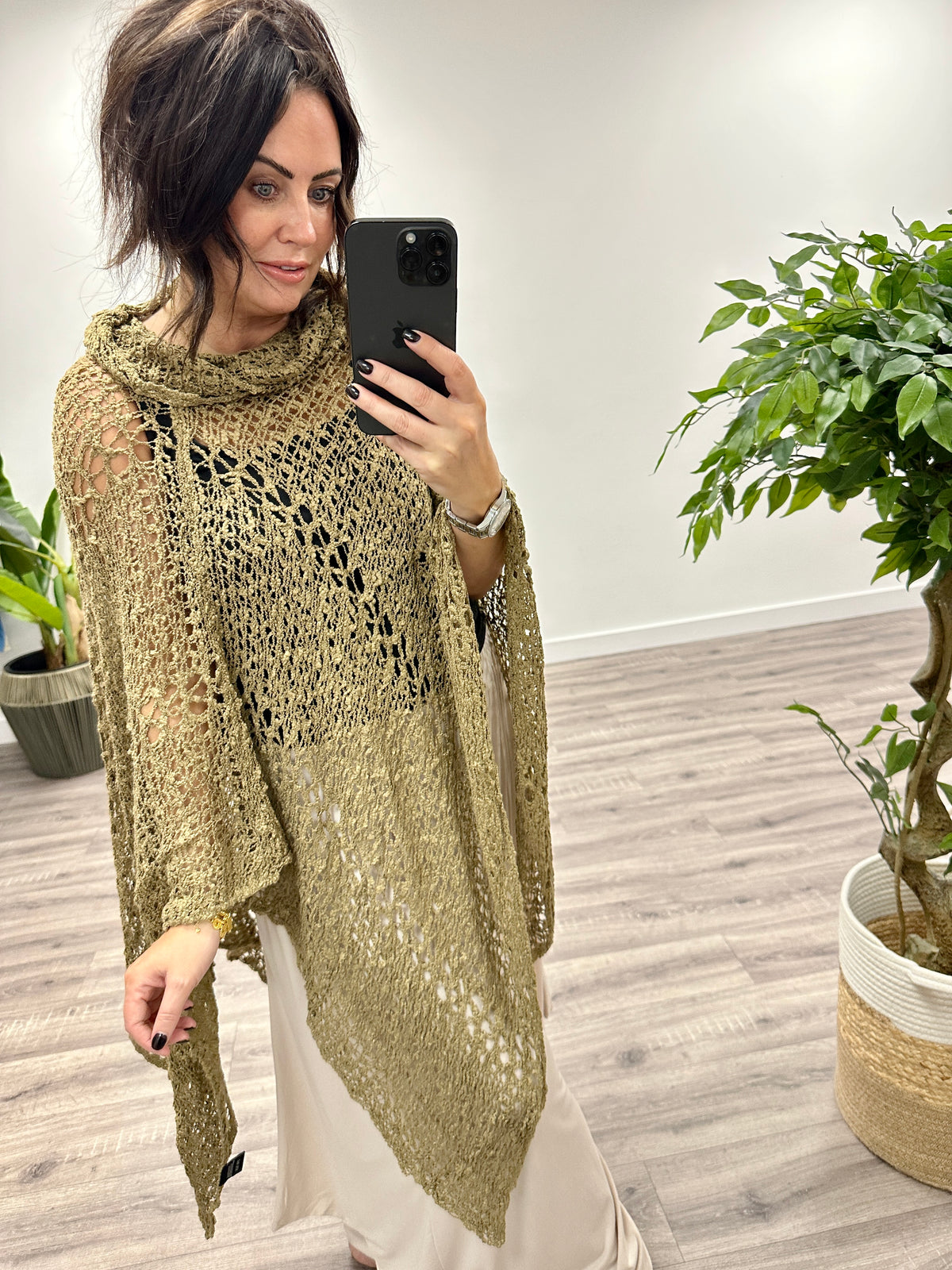 Popcorn Poncho Pillow Knit - Taupe