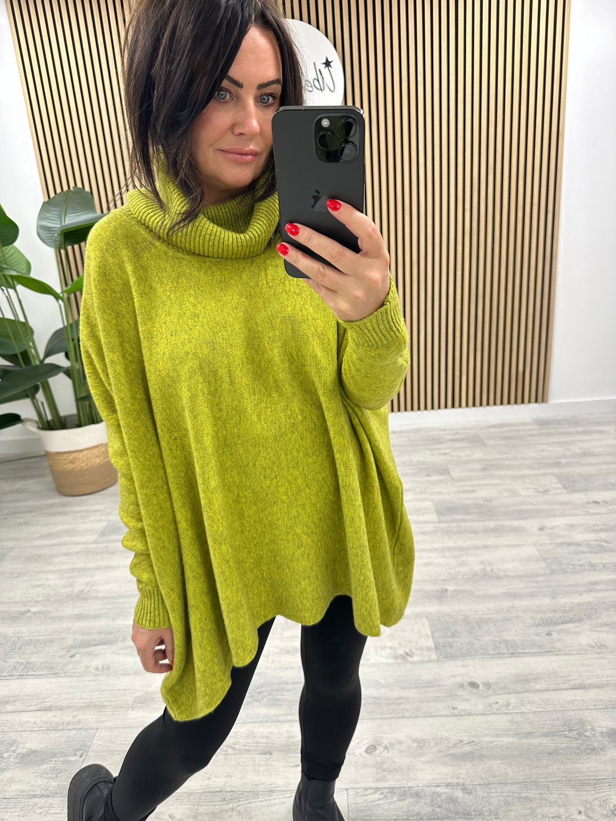 The Harrow Roll Neck - Apple Green
