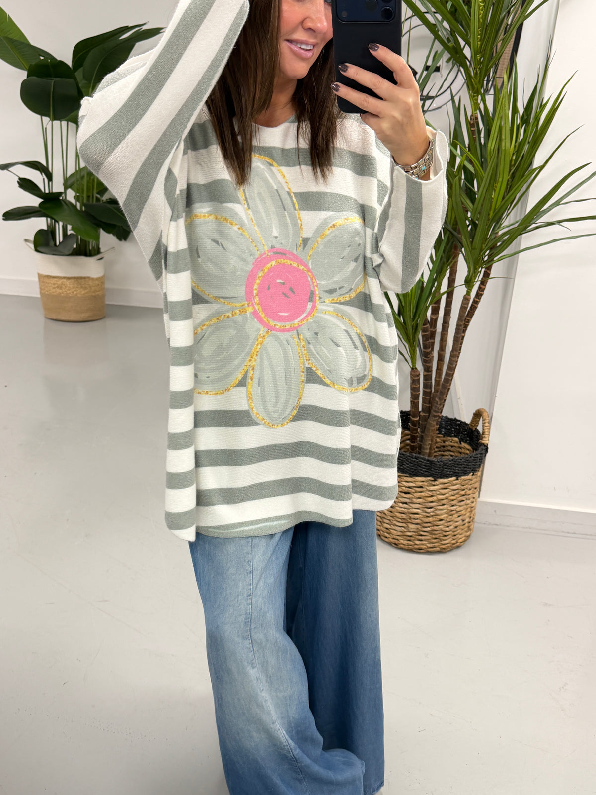 The Daisy/Stripe Soft Knit - Khaki
