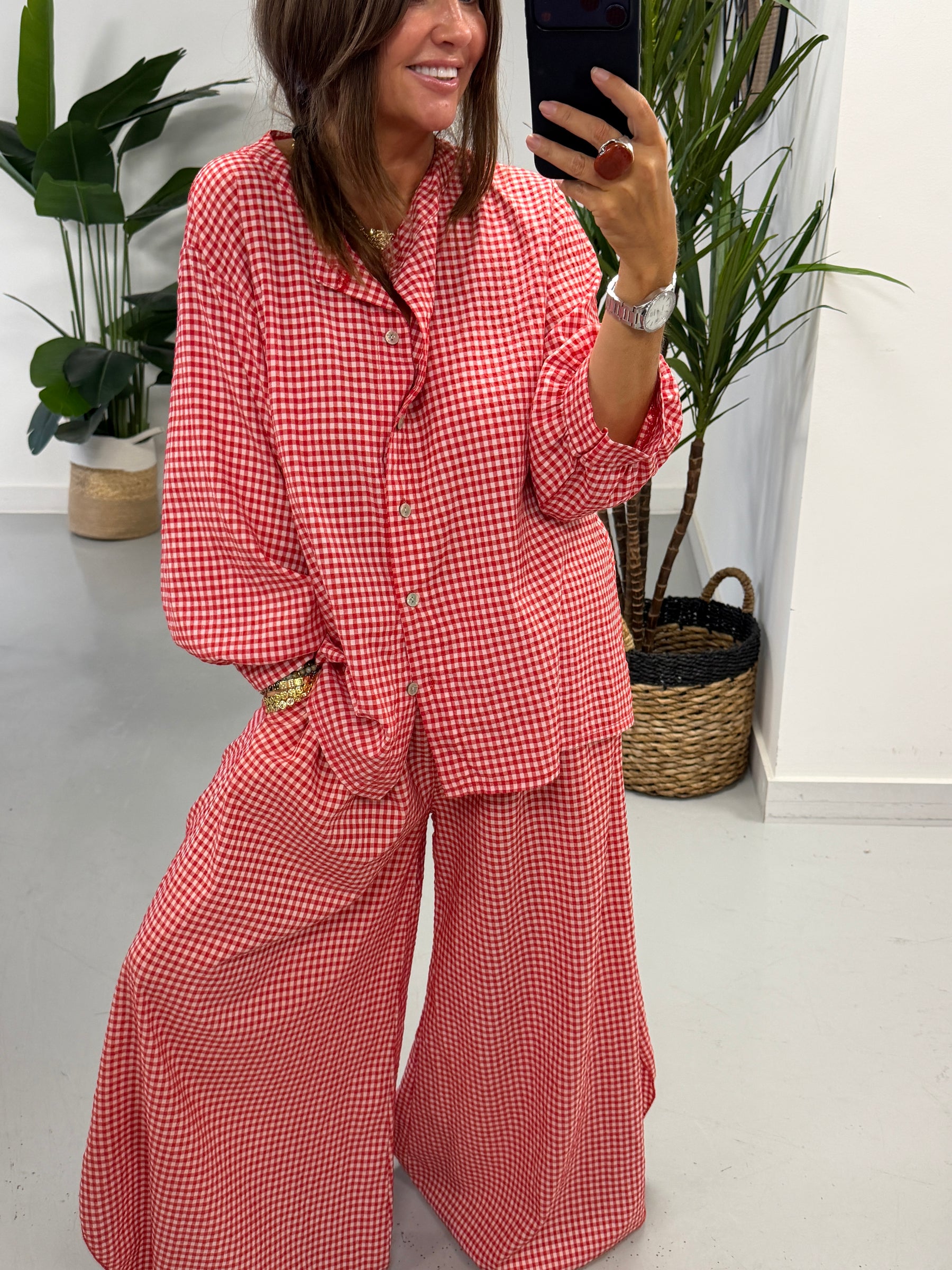 The Gingham Button Shirt - Red