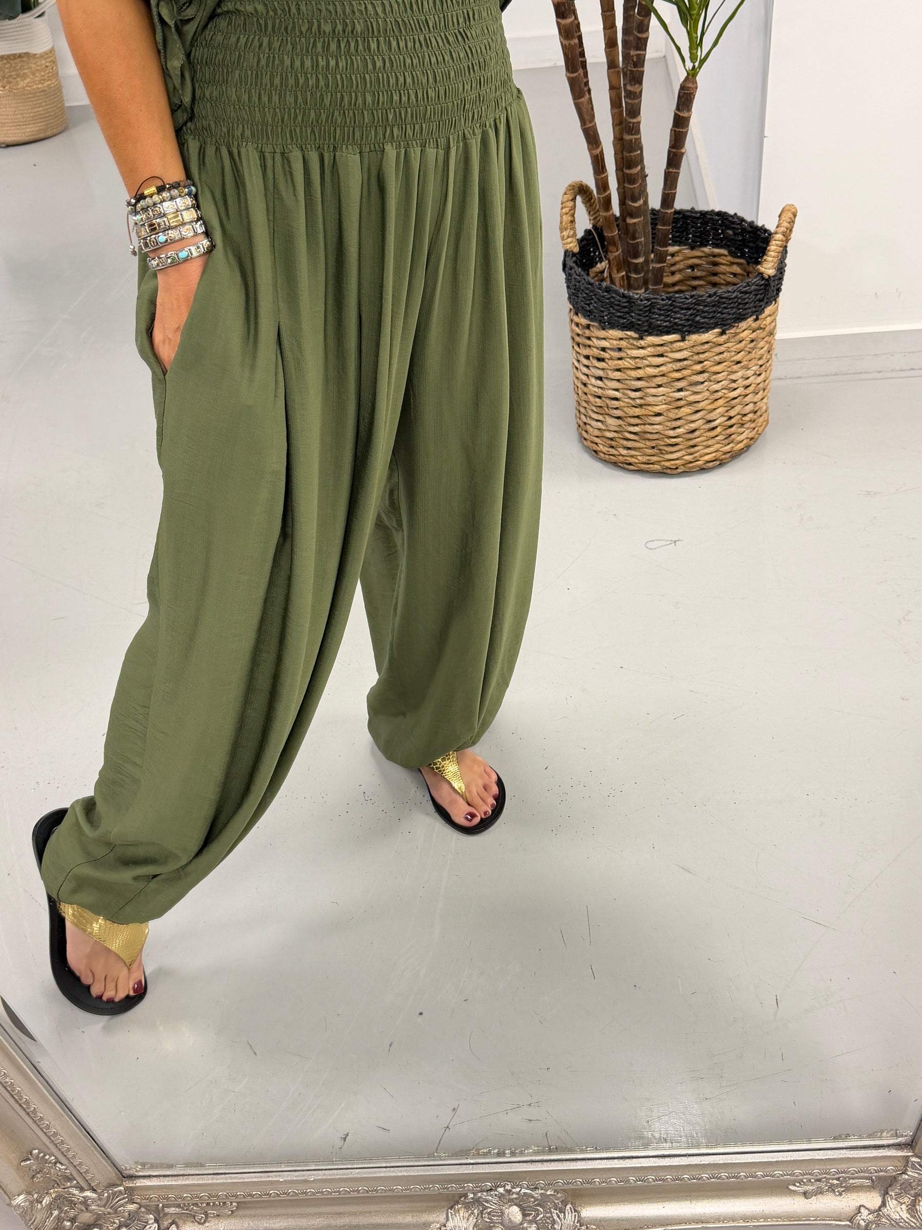 The Shirred Balloon Trouser - Khaki