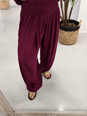 The Shirred Balloon Trouser - Wine