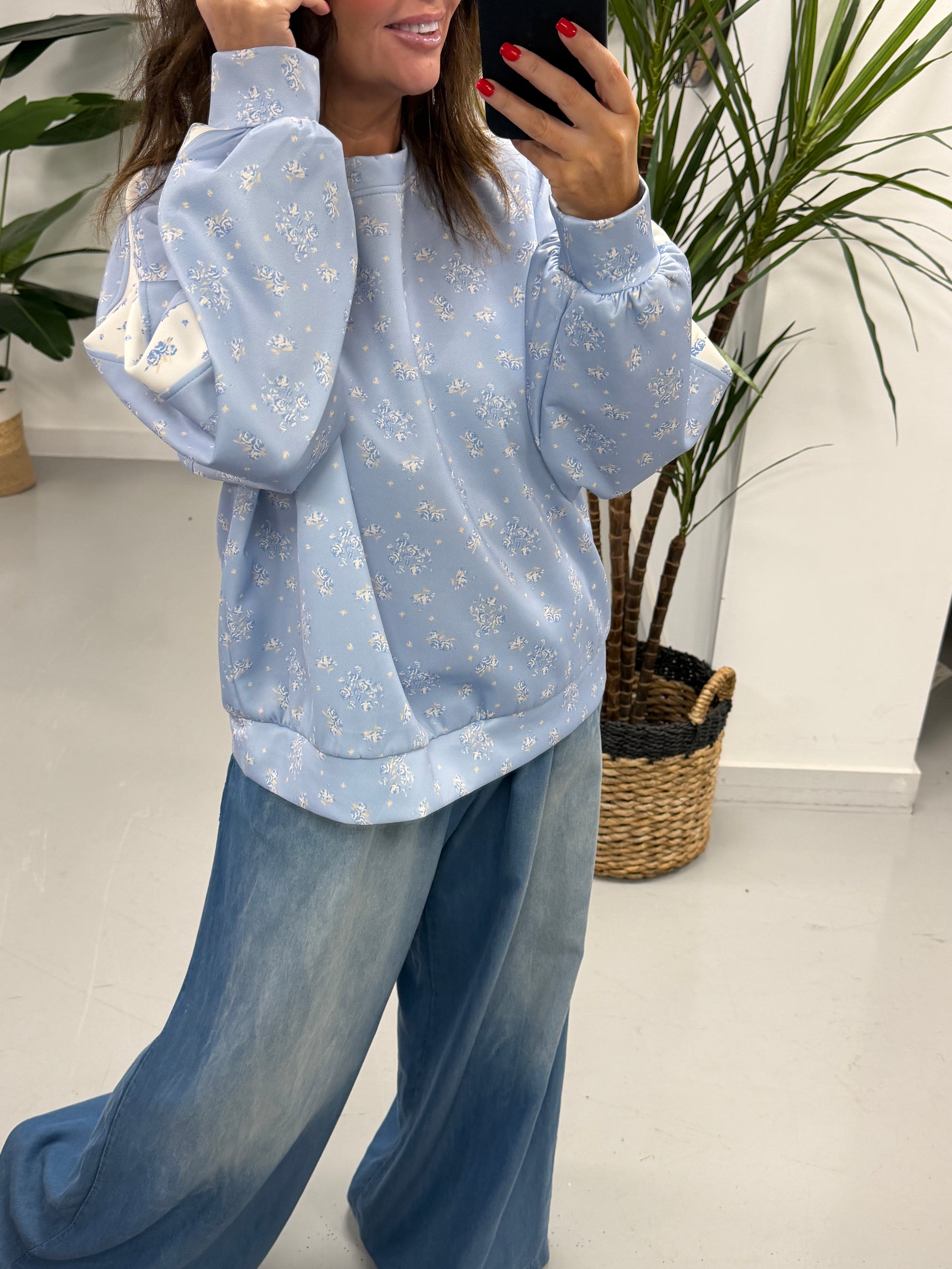 The Vintage Ditsy - Baby Blue (Special Buy - No Blue Light No Return)