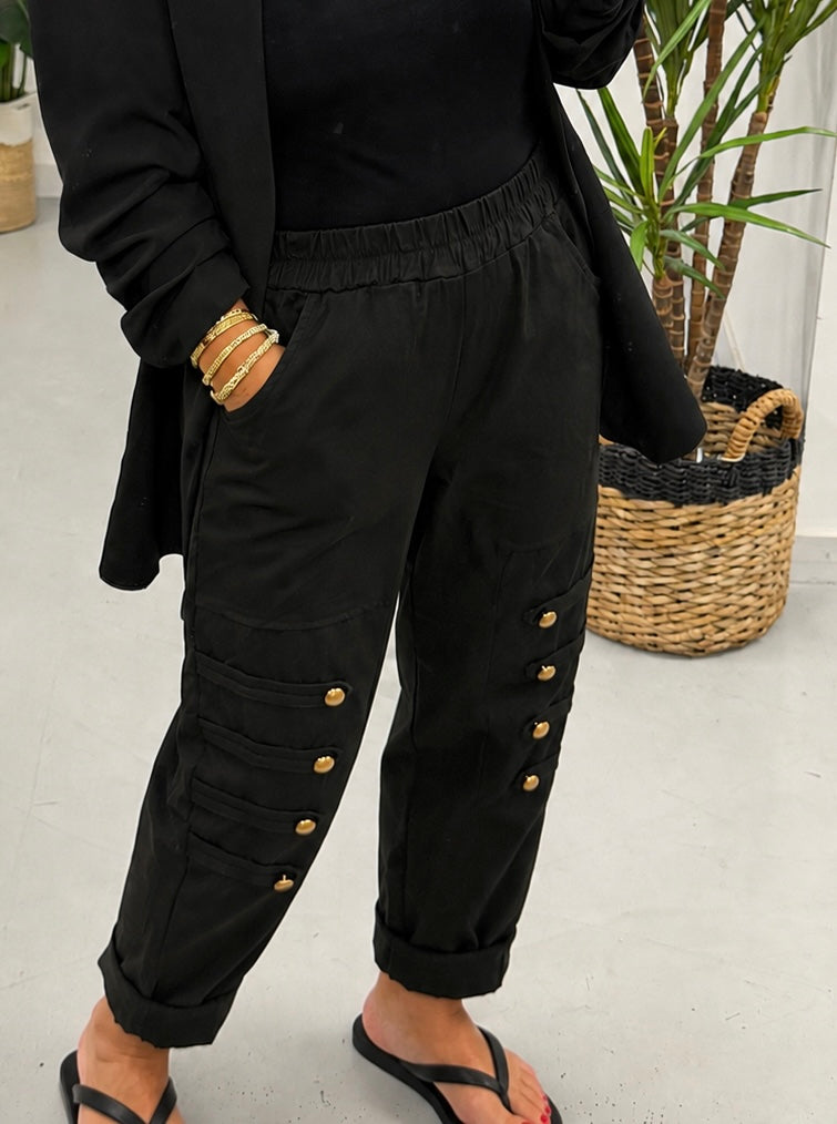 The Military Magic Jogger - Black