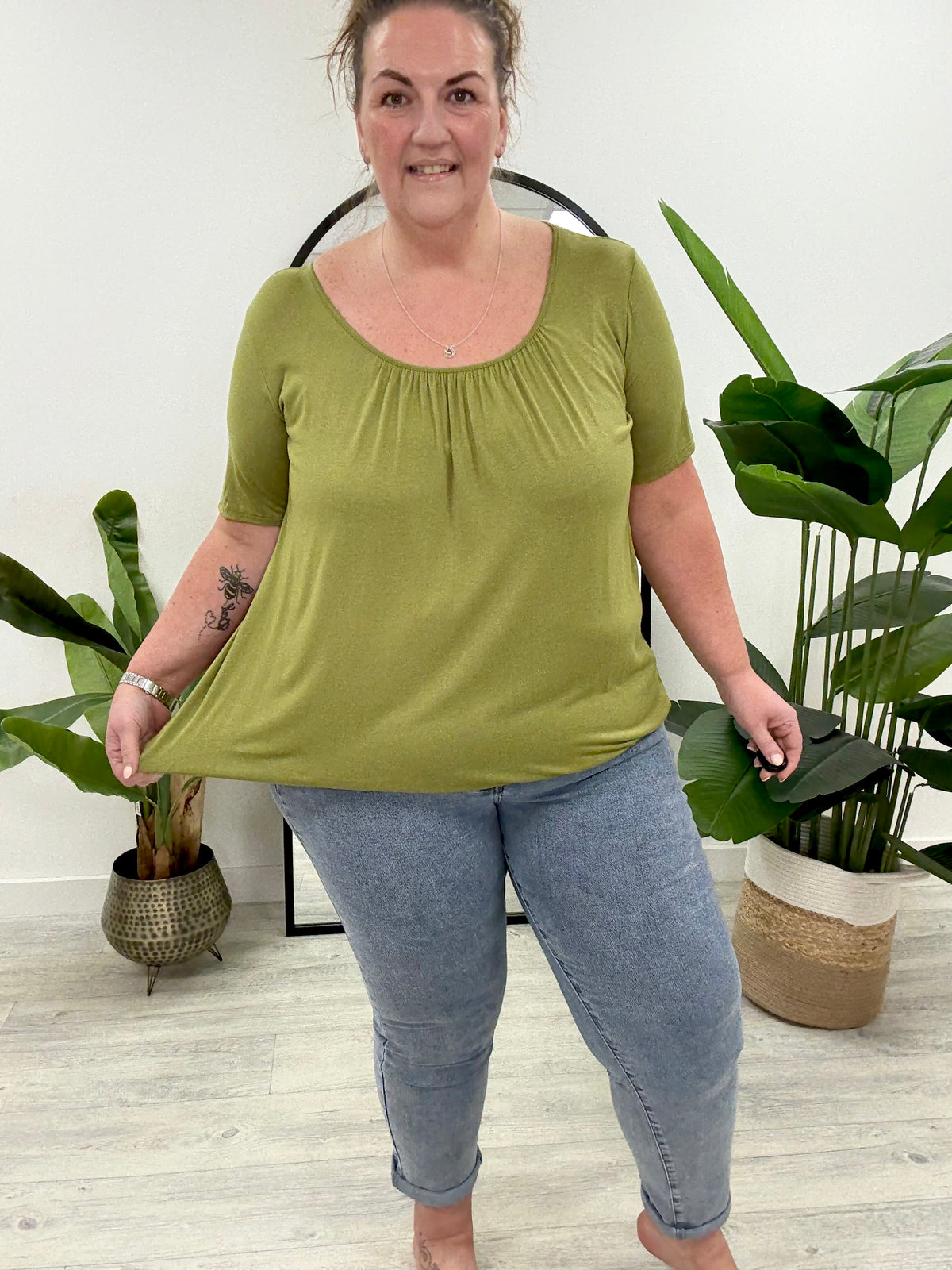 Basic Bubble Tee - Olive