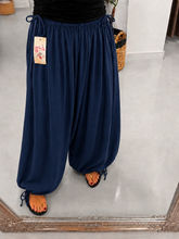 The Crinkle Side Tie Balloon Trousers - Navy