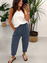 The Magic Seamed Jogger - Dark Blue