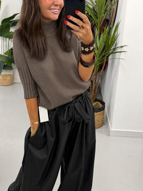 Crop Sleeve Knit - Mocha