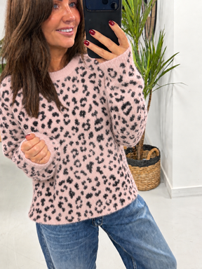 Super Soft Animal Knit - Baby Pink