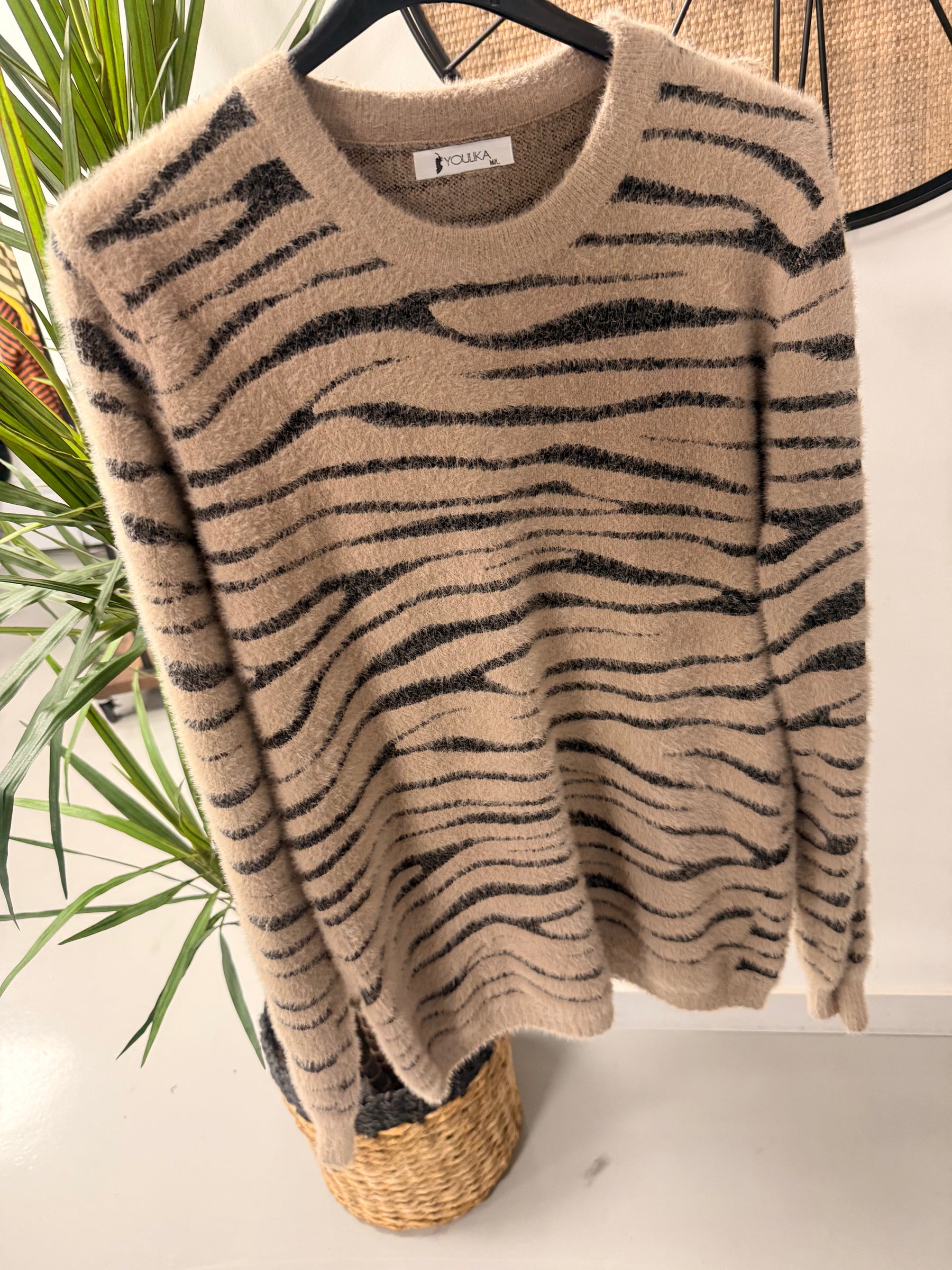 Super Soft Zebra Knit - Taupe