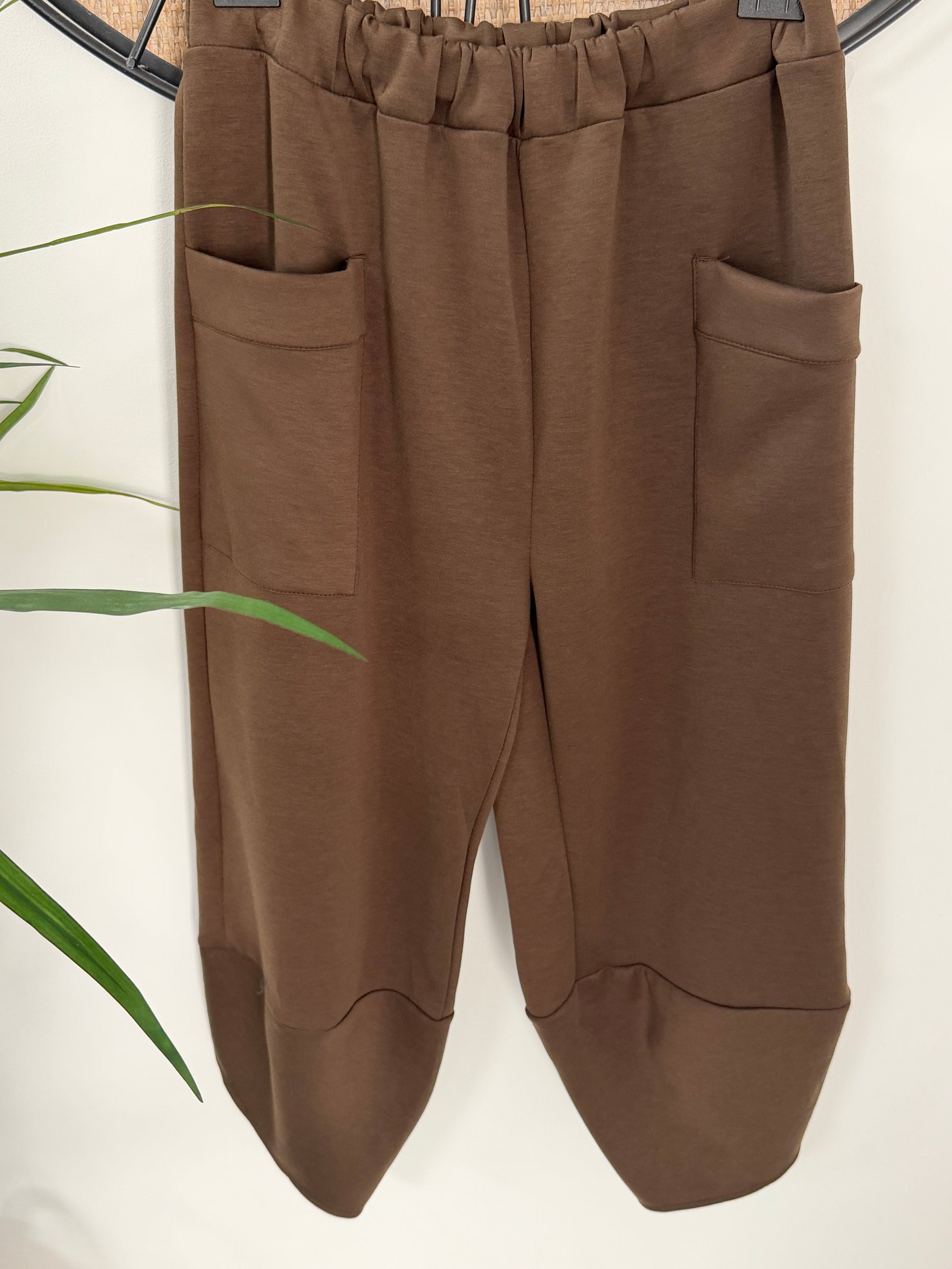 The Scuba Tulip Trousers - Chocolate