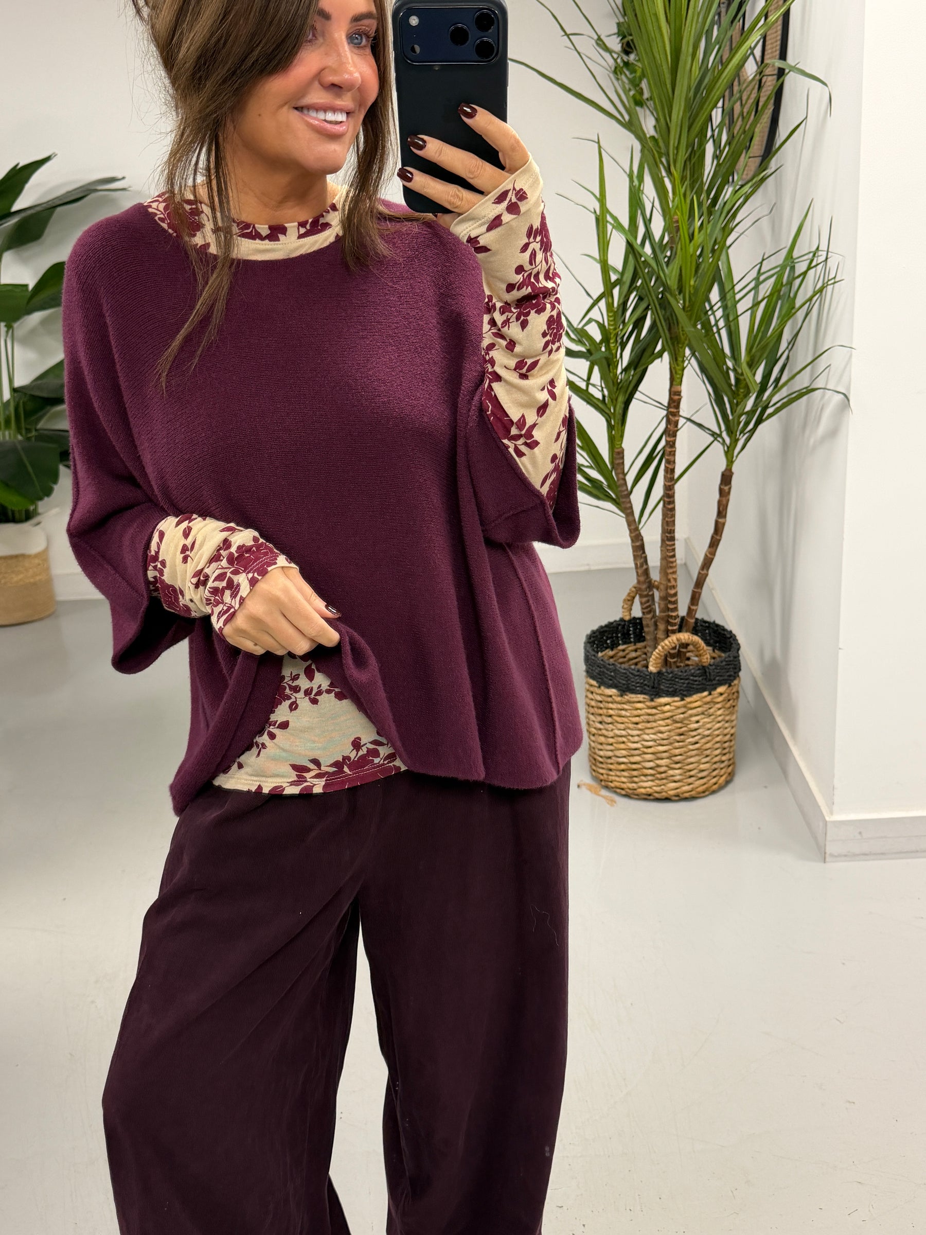 The Boston Barrel Needlecord Joggers - Aubergine (Size 12-16)