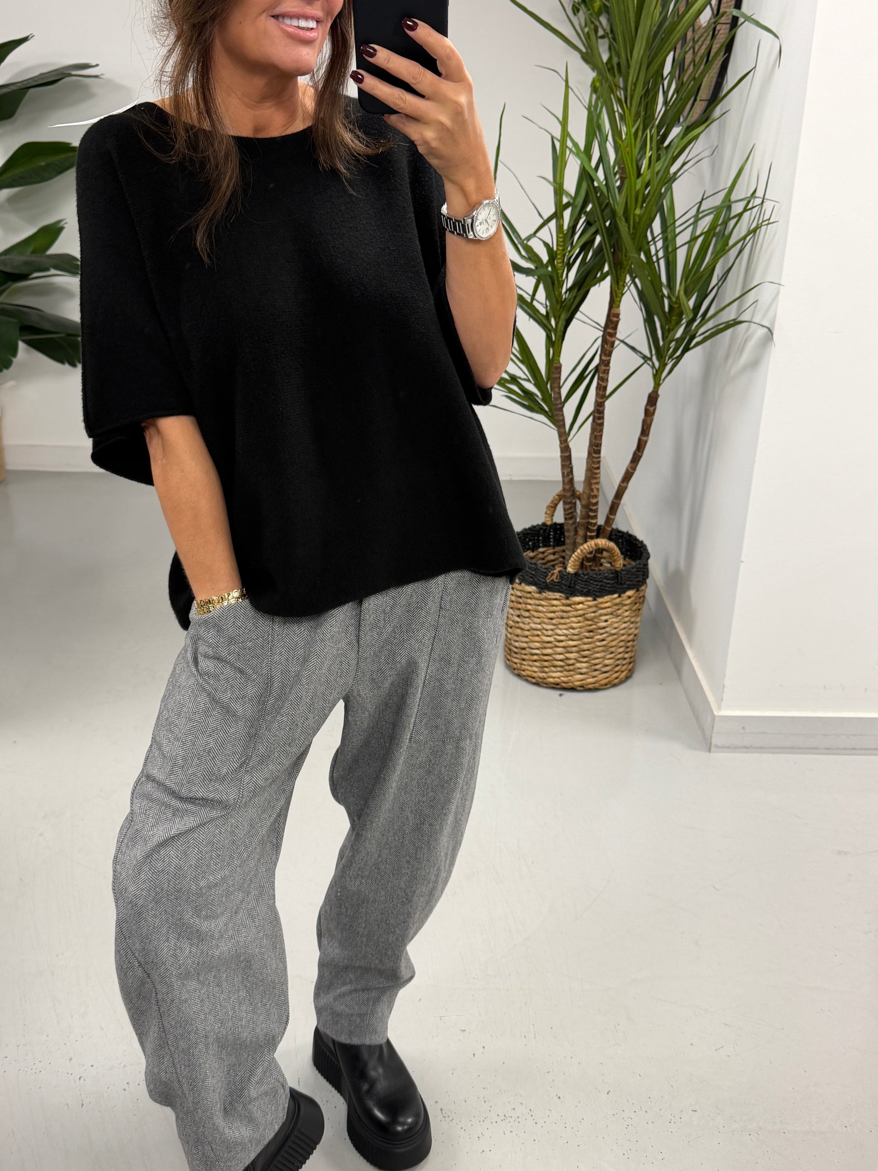 Hampton Herringbone Trousers - Grey (Fitting Size 10-14)
