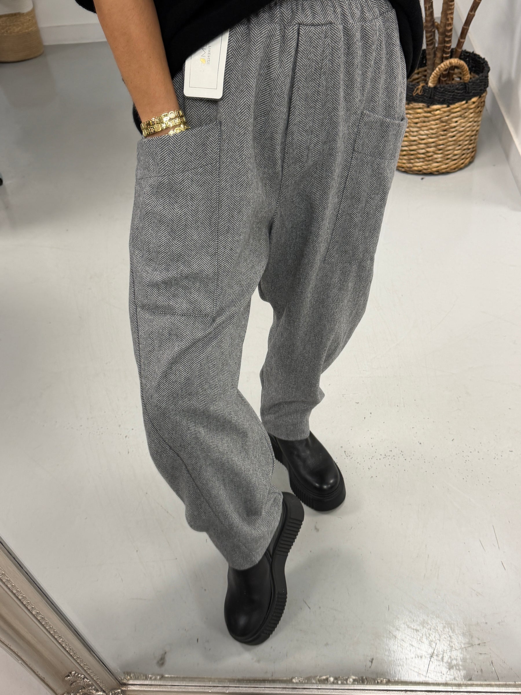 Hampton Herringbone Trousers - Grey (Fitting Size 10-14)