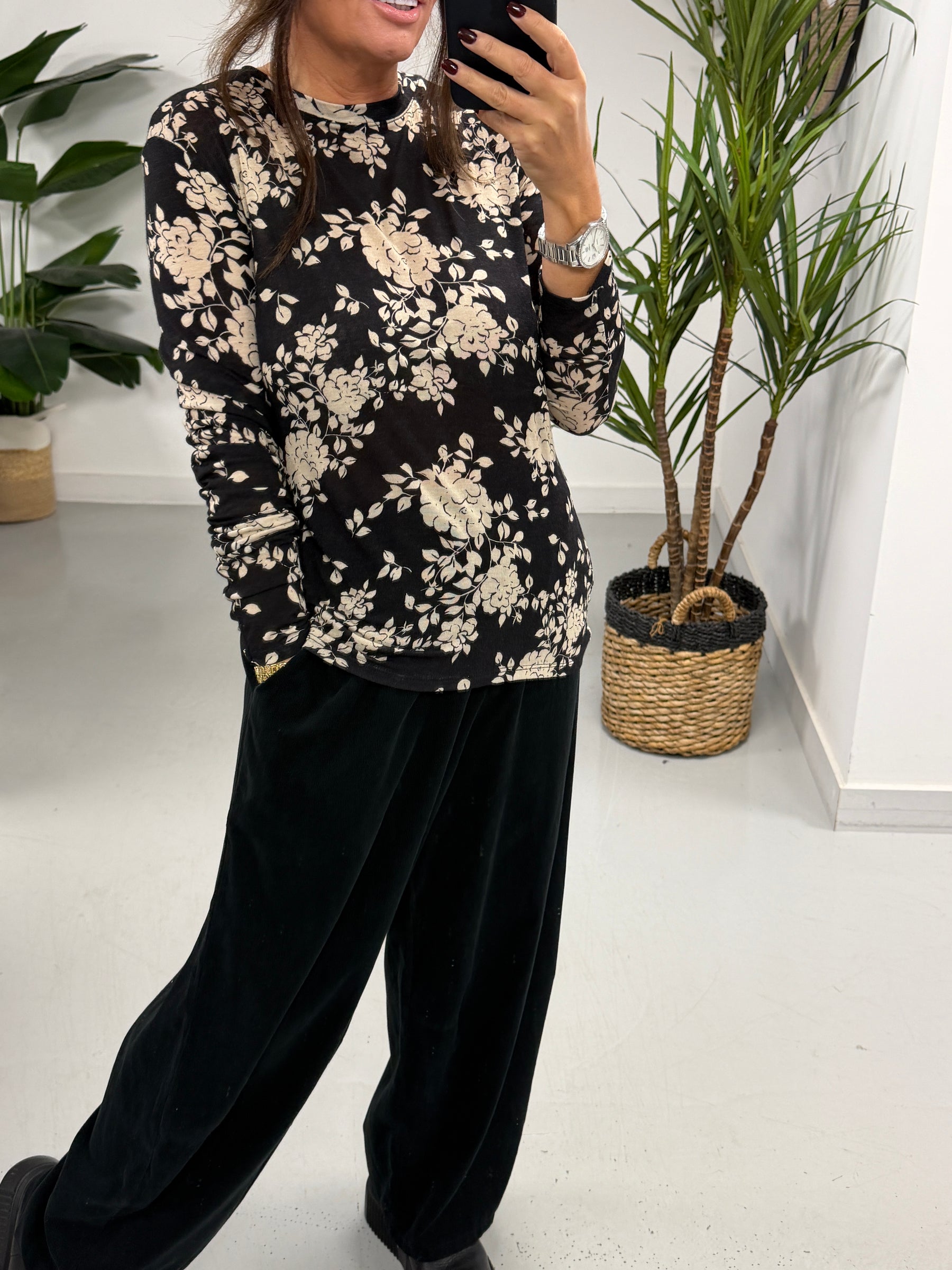 The Cashmere Blend Botanical Layering Top  - Black/White (Size 10-16)