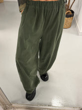 The Boston Barrel Needlecord Joggers - Khaki (Size 12-16)