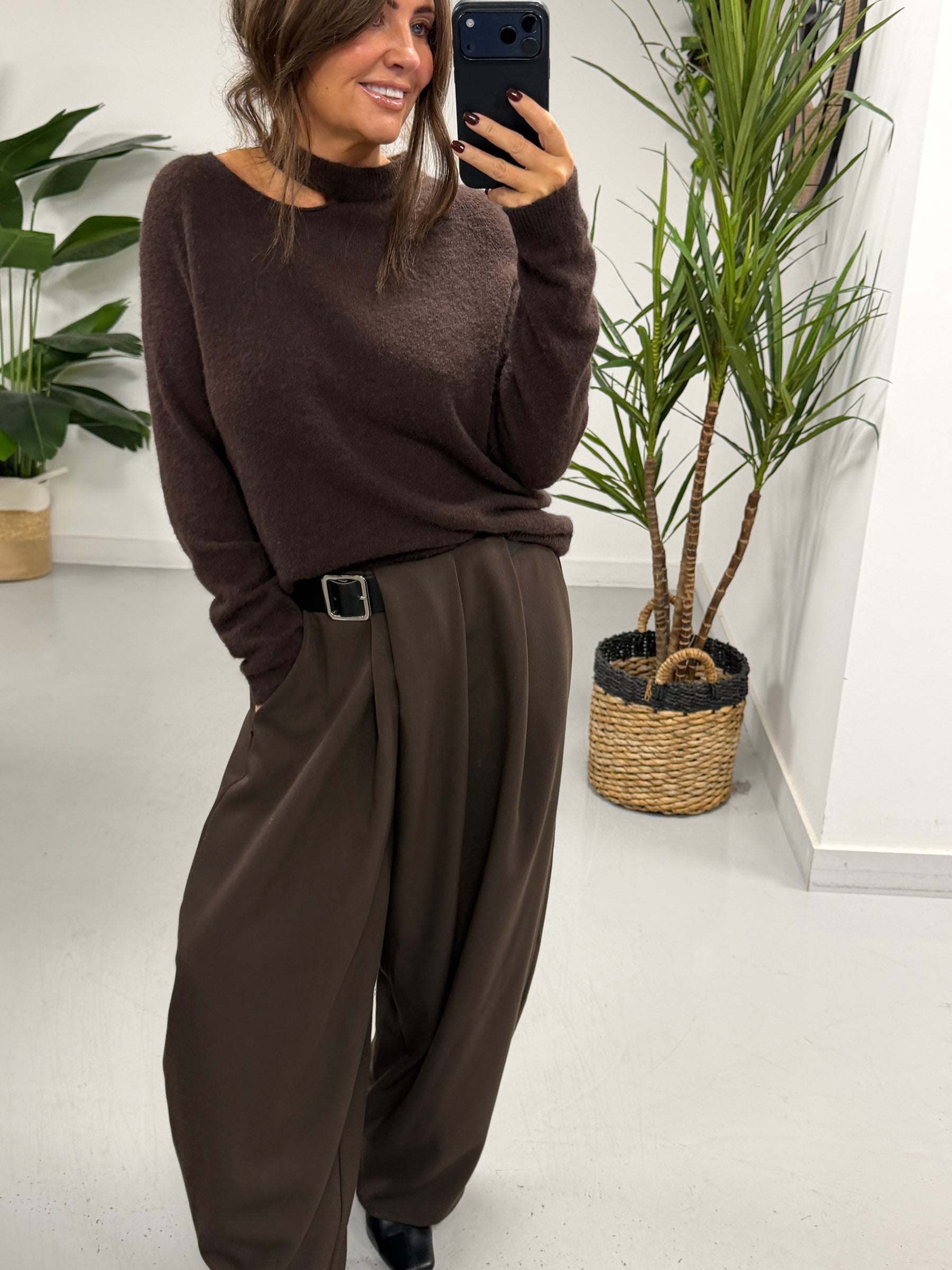 Side Belt Barrel Trousers - Chocolate (Fitting Size 10-14) PREORDER