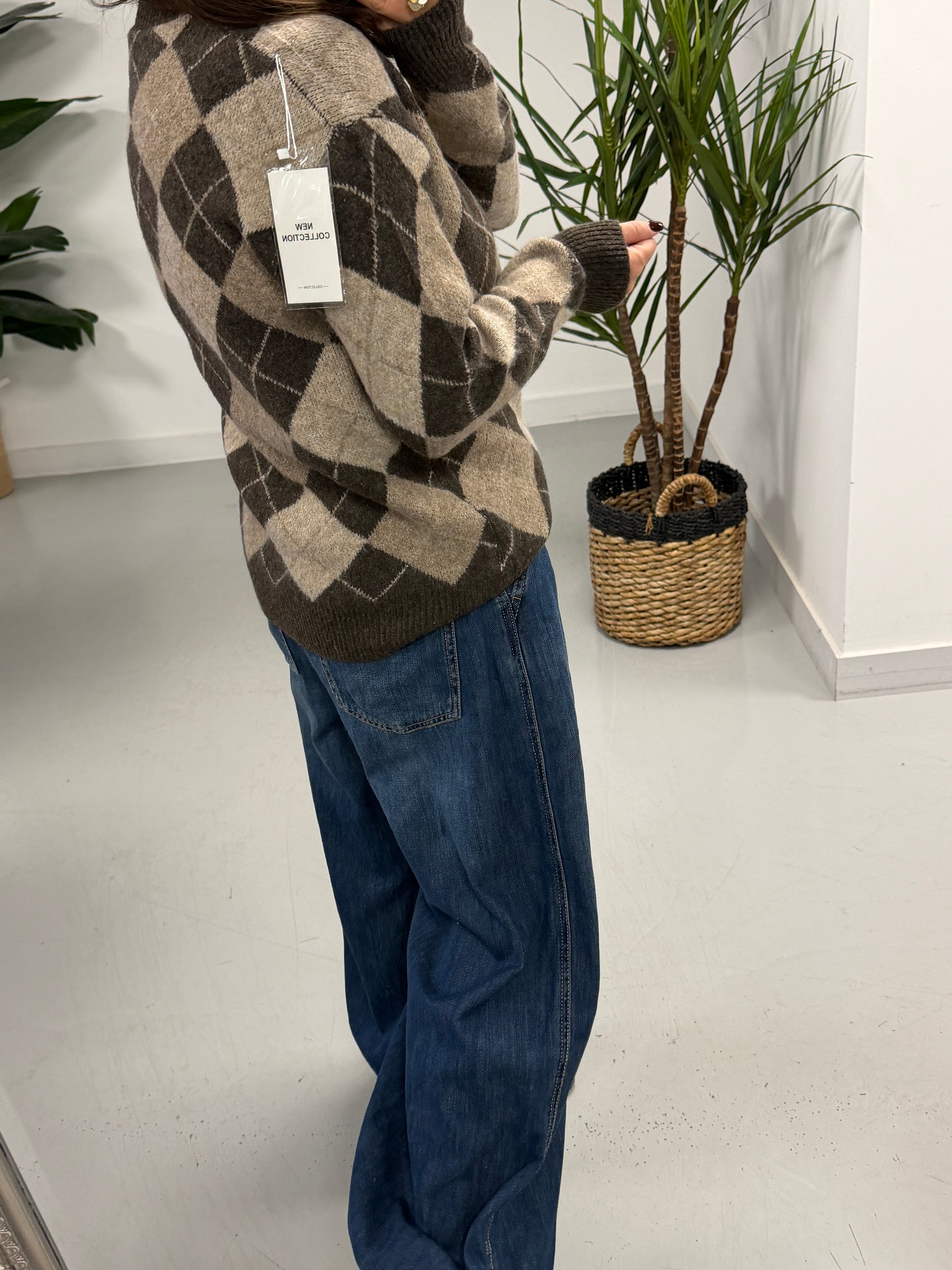 Argyle Knit - Chocolate