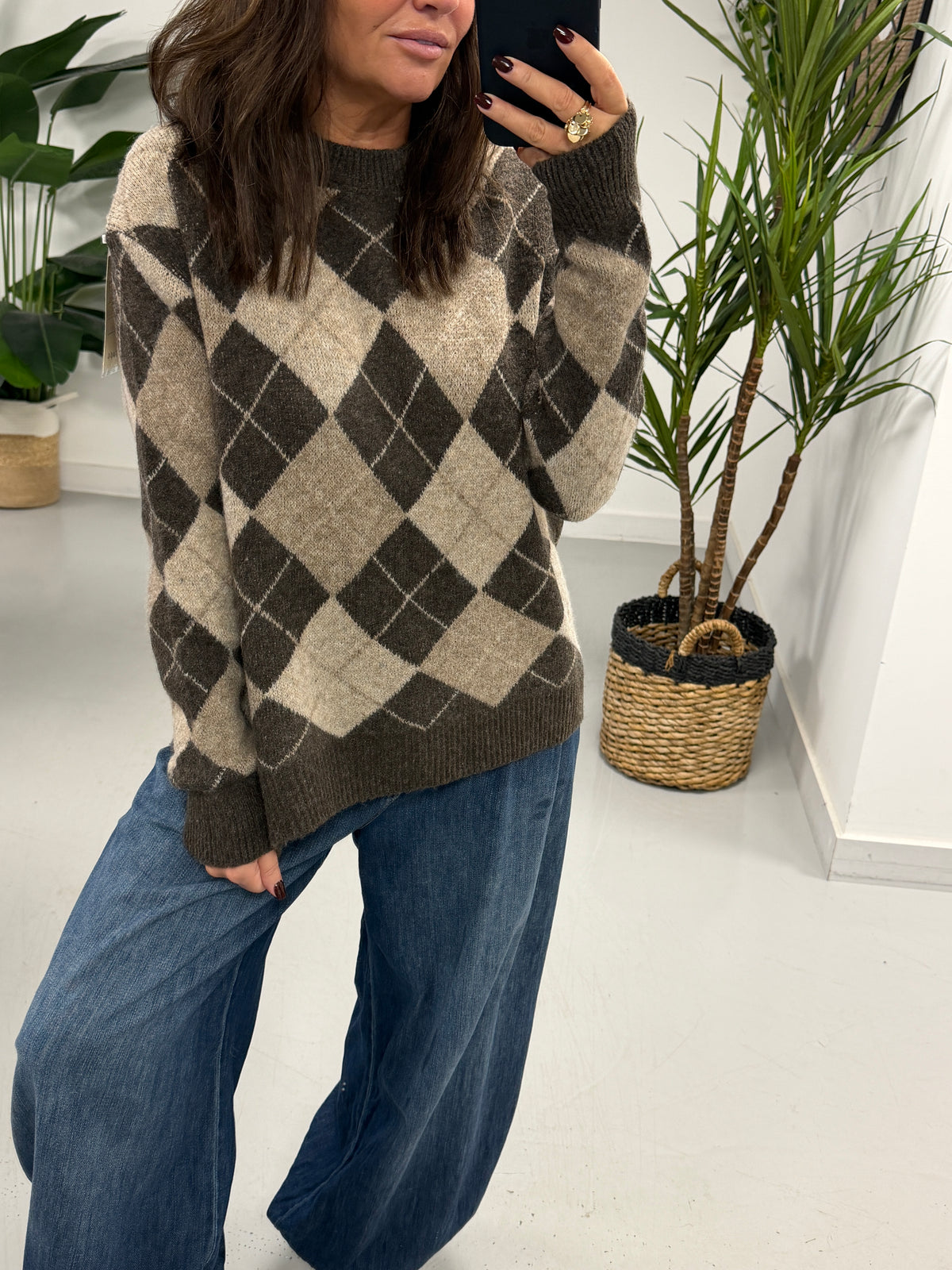 Argyle Knit - Chocolate